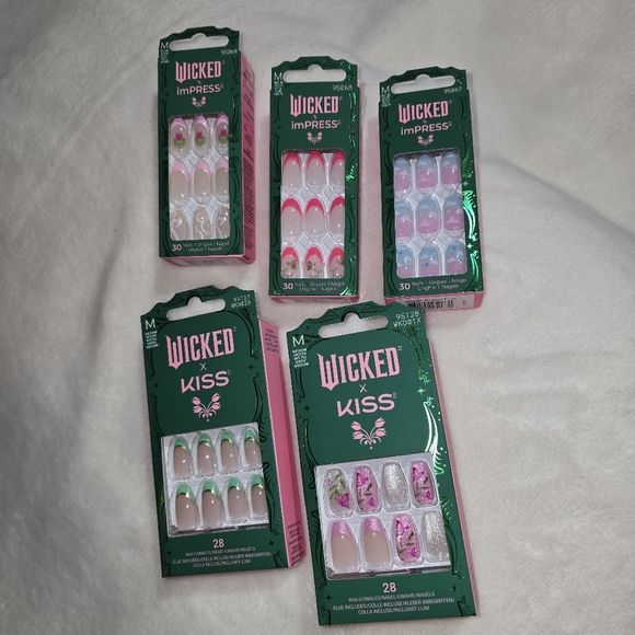imPRESS Other - Impress And Kiss Wicked Press-on Nail Collection NIB